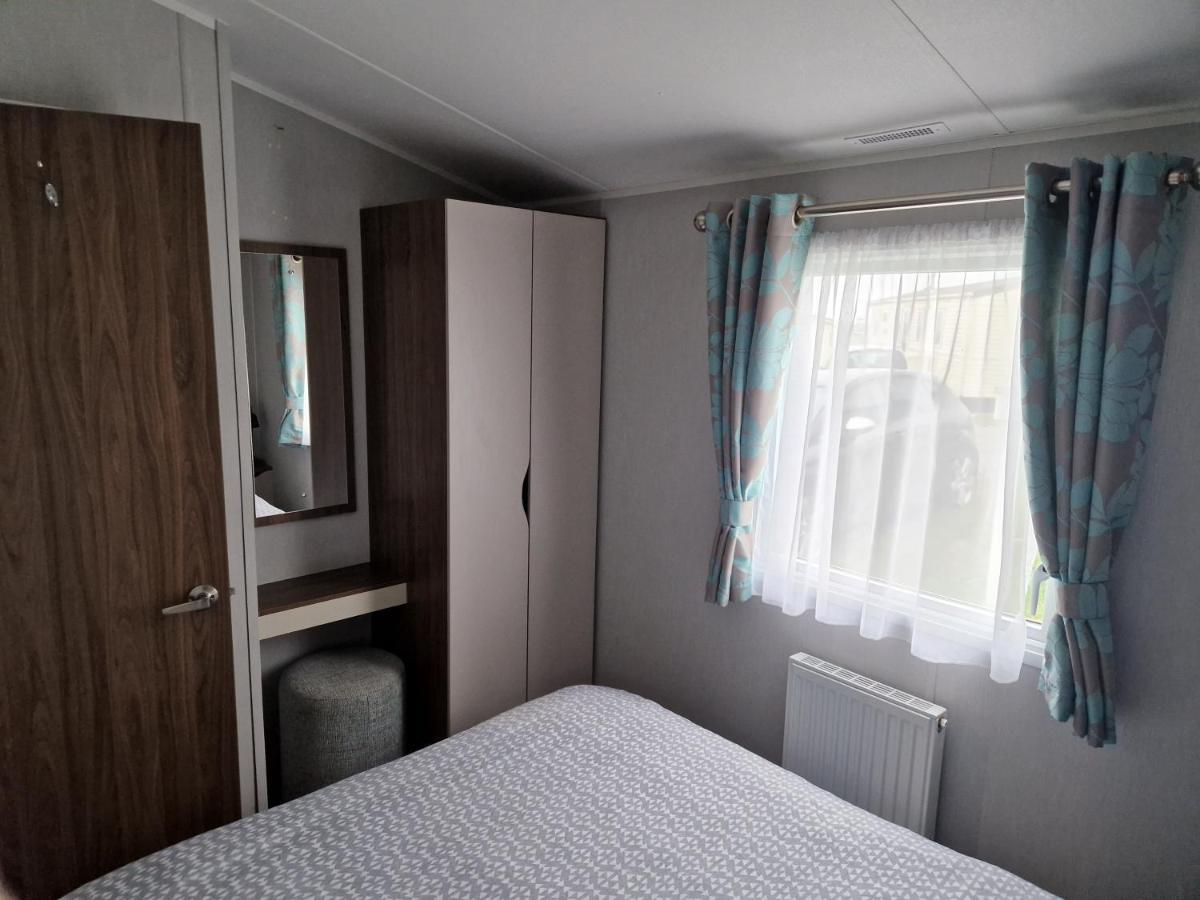 Littlesea Reeds Holiday Home Wyke Regis Екстериор снимка